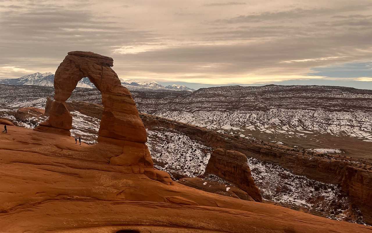 Delicate arch viewed through Mari lens.