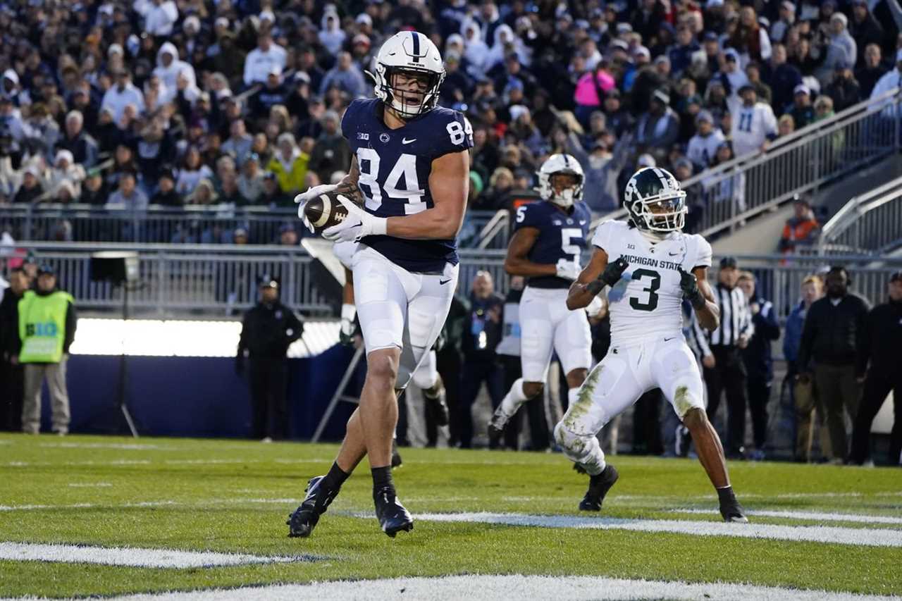 COLLEGE FOOTBALL: NOV 26 Michigan State at Penn State