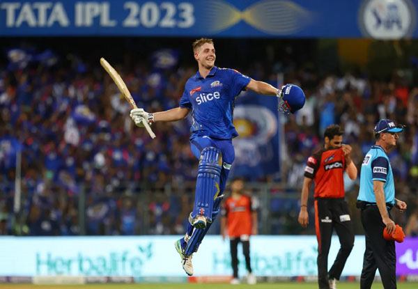 IPL 2023: Cameron Green scores maiden IPL hundred as Mumbai Indians beat SRH by 8 wickets