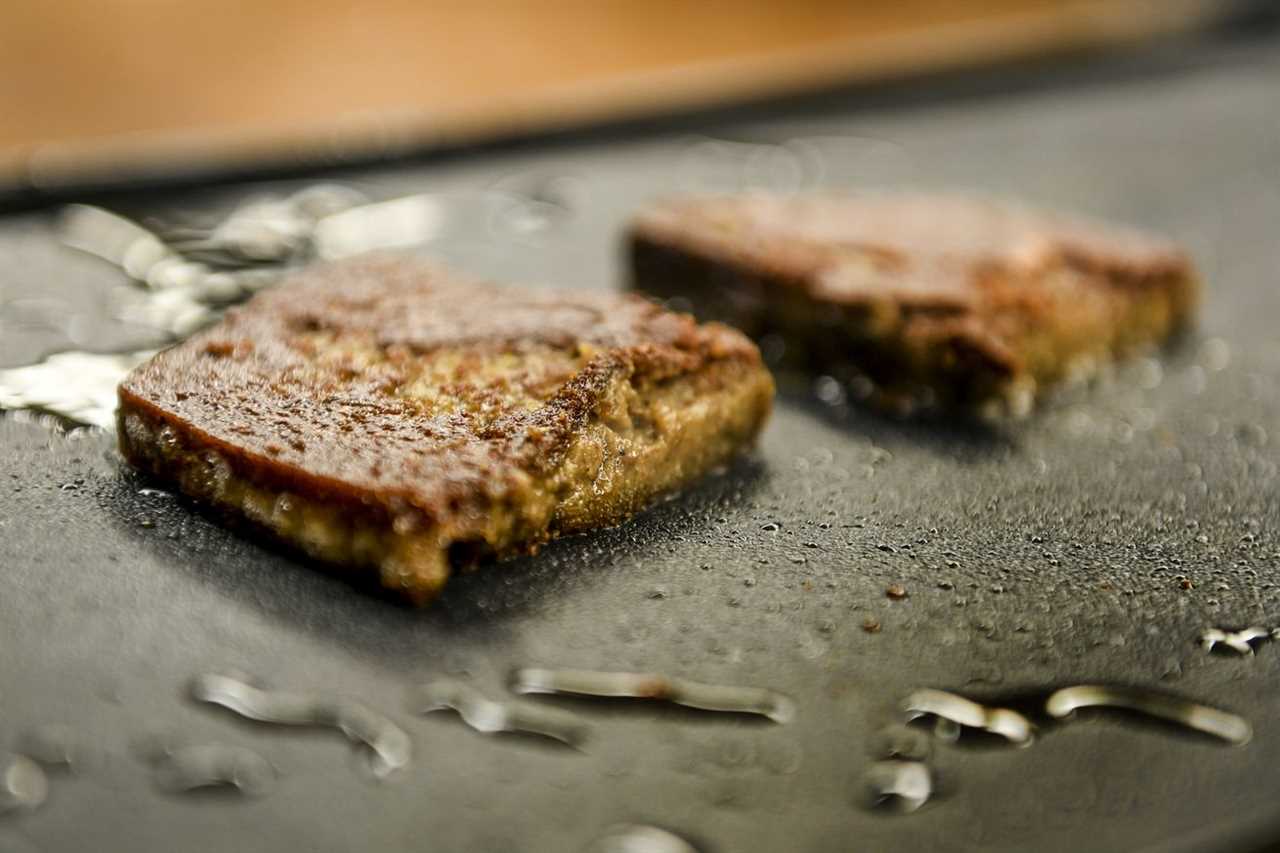 Scrapple cooks on Monday, November 5, 2018. Photo by Jeremy Drey