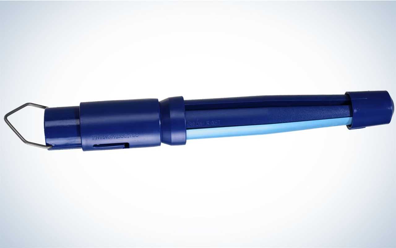 The Arizona Carbon EZ Fletching Jig is one of the best fletching jigs.