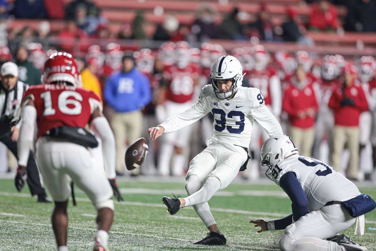 Nov 19, 2022; Piscataway, New Jersey, USA; Penn State Nittany Lions place kicker Sander Sahaydak (93) kicks a field goal during the second half against the Rutgers Scarlet Knights at SHI Stadium.