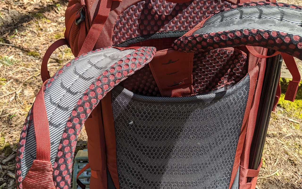 It was easier to skew the alignment of the Gregory Baltoroâs back panel than I would have liked.