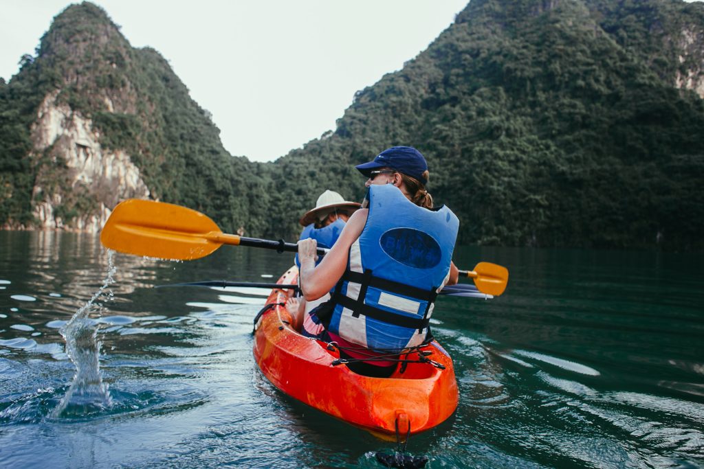 floatation device kayaking rule