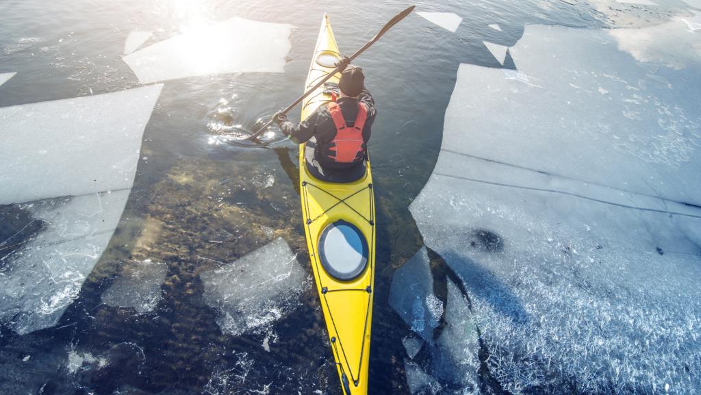 winter kayaking ice 