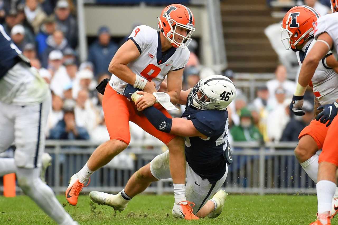 NCAA Football: Illinois at Penn State