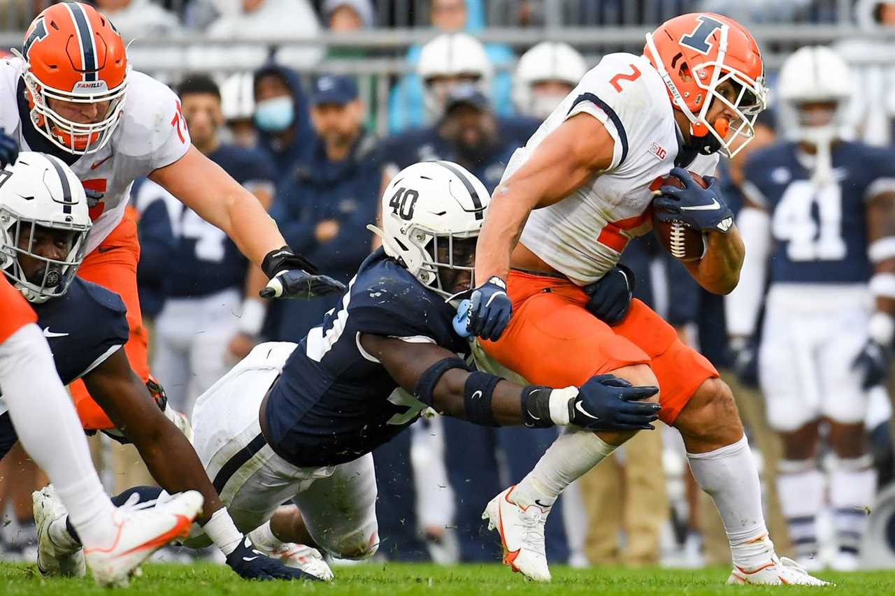 NCAA Football: Illinois at Penn State