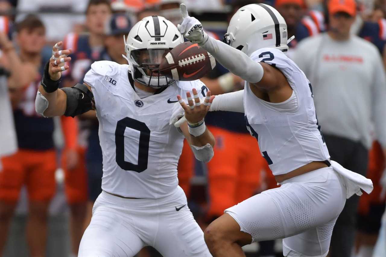 NCAA Football: Penn State at Illinois