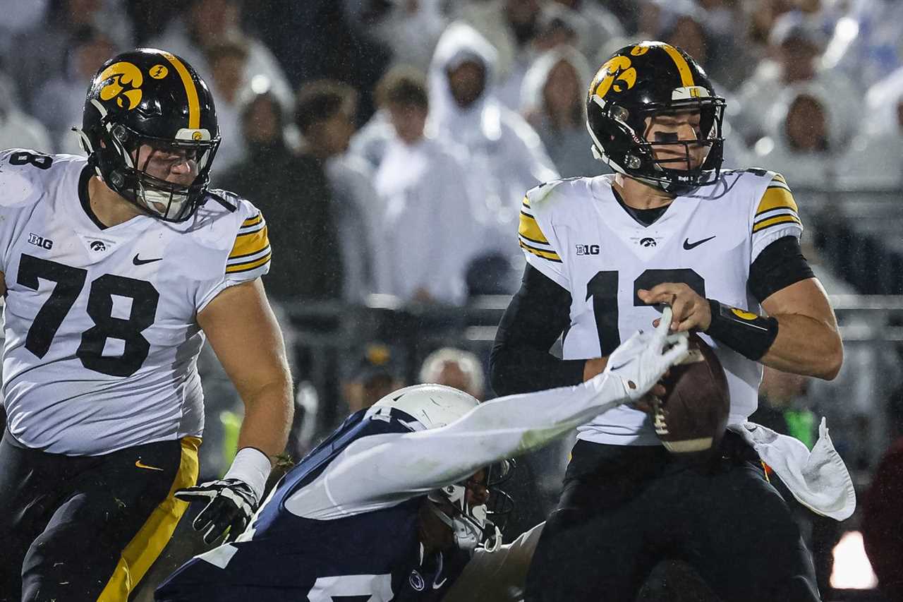 Iowa v Penn State