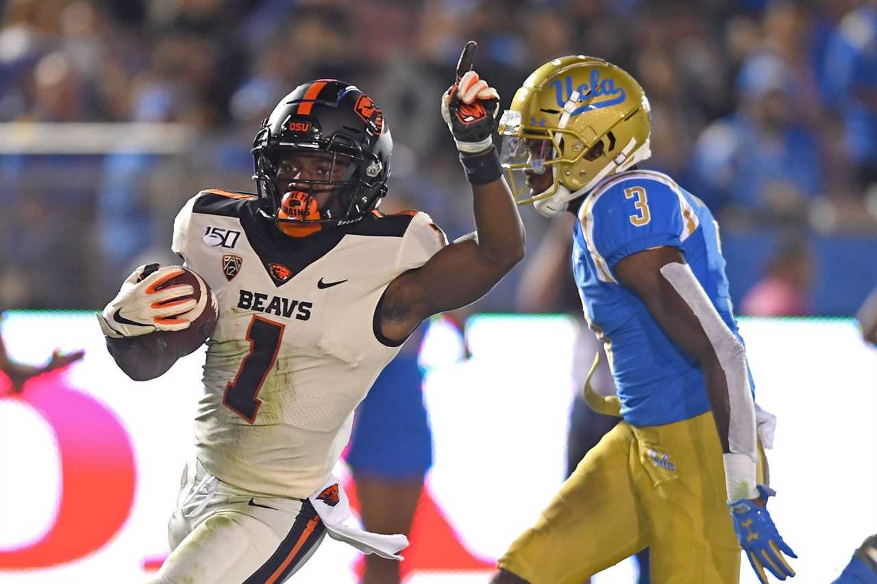 NCAA Football: Oregon State at UCLA