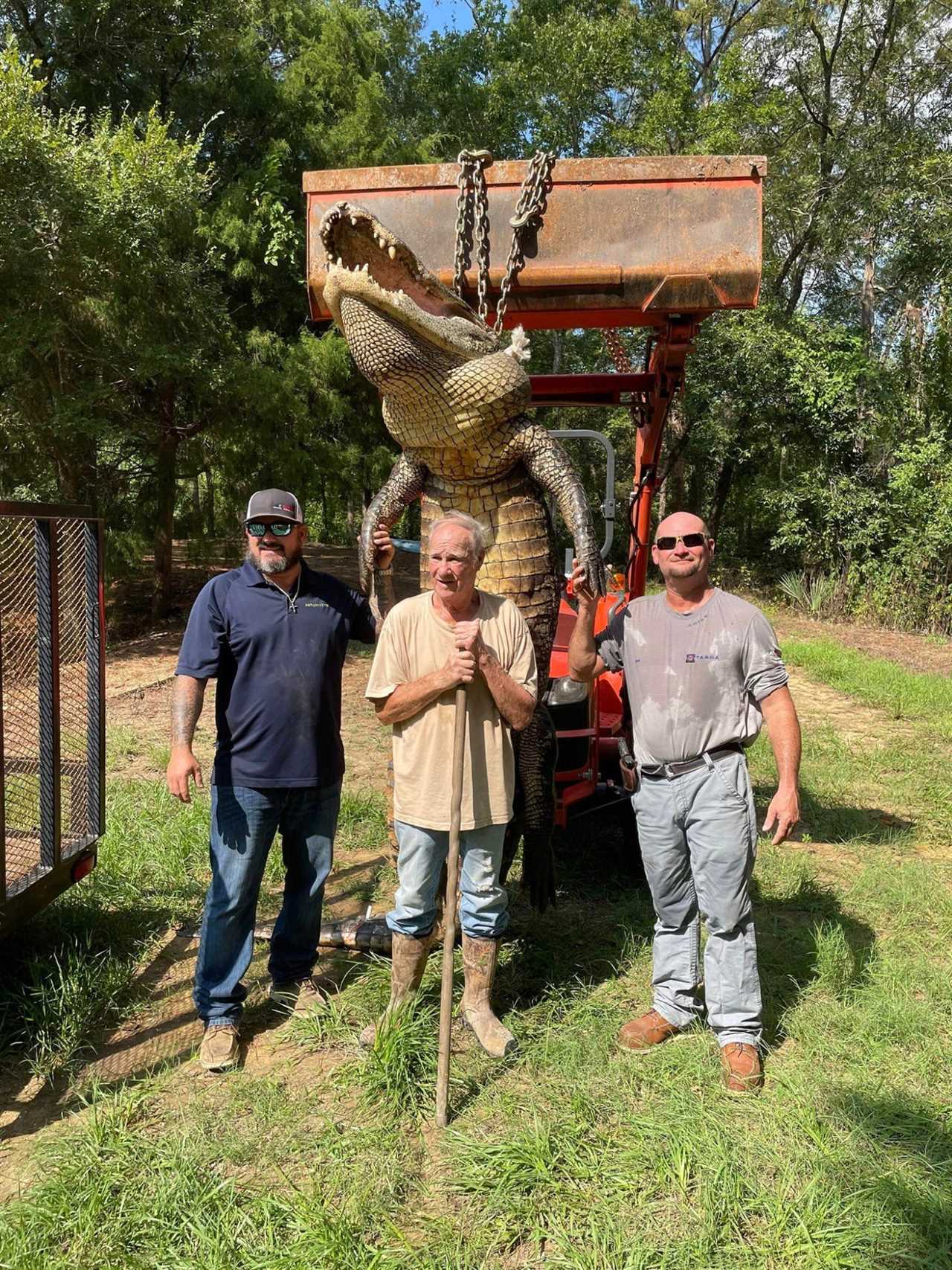 13-foot gator robert hennis texas