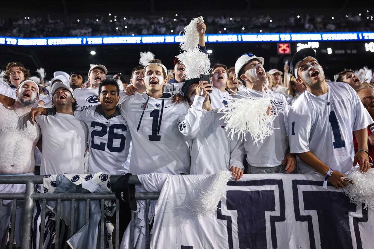 Iowa v Penn State