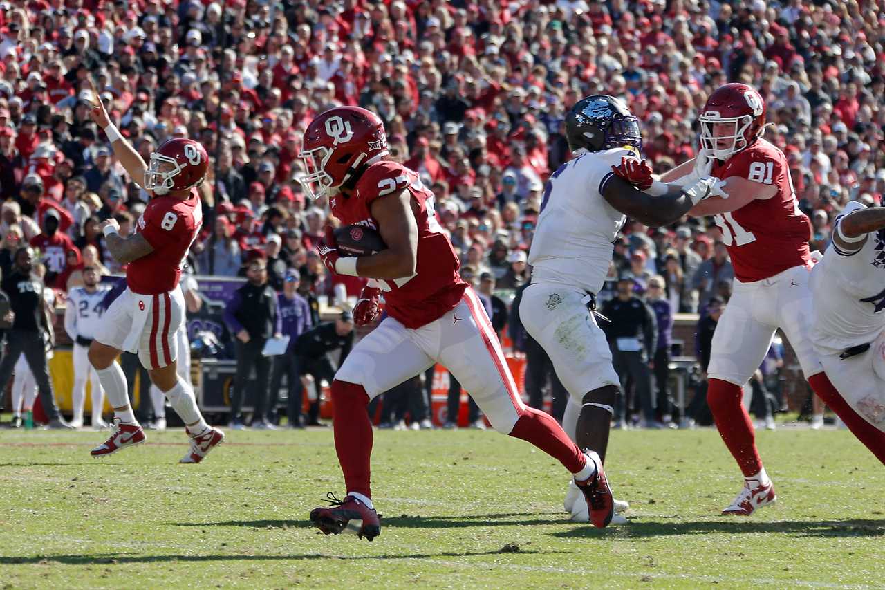 Relive the Oklahoma Sooners 69-45 win over TCU with these amazing photos