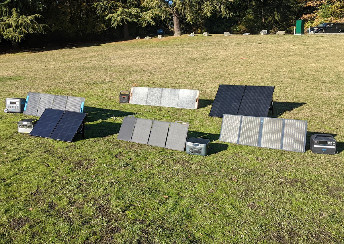 Black Friday Deals on Solar Generators for Home Back Up and Portable Power
