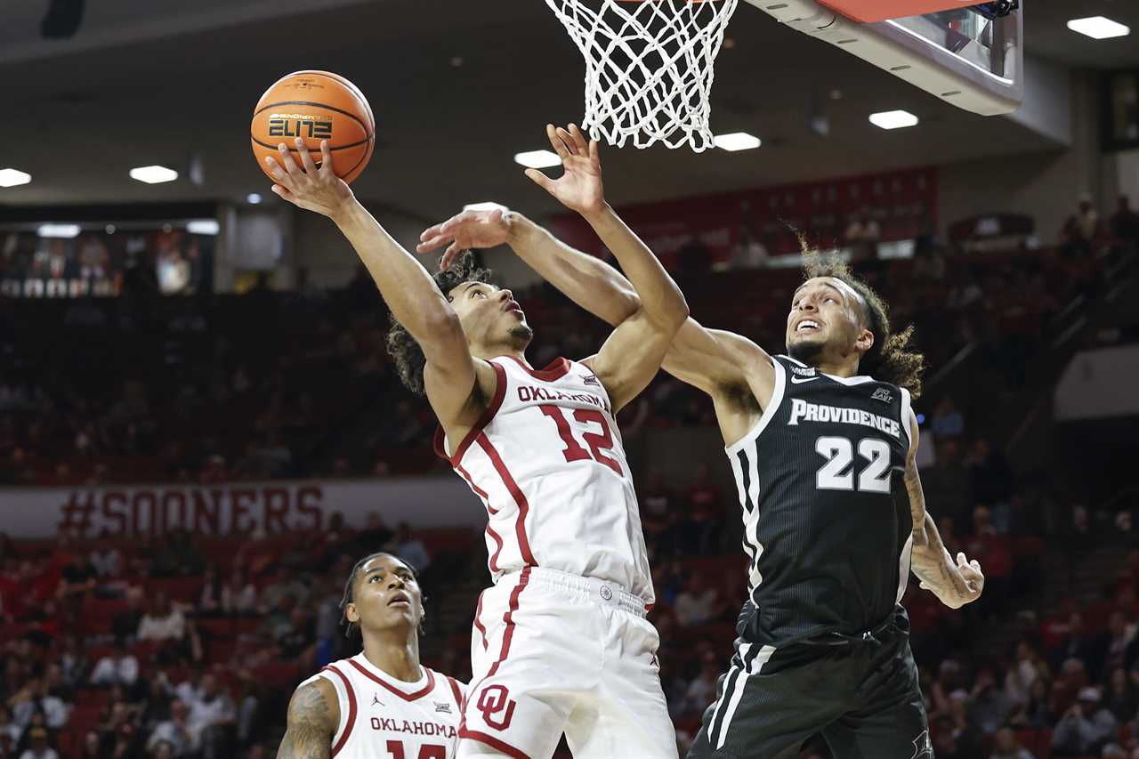 Best Photos from the Oklahoma Sooners 72-51 win over Providence