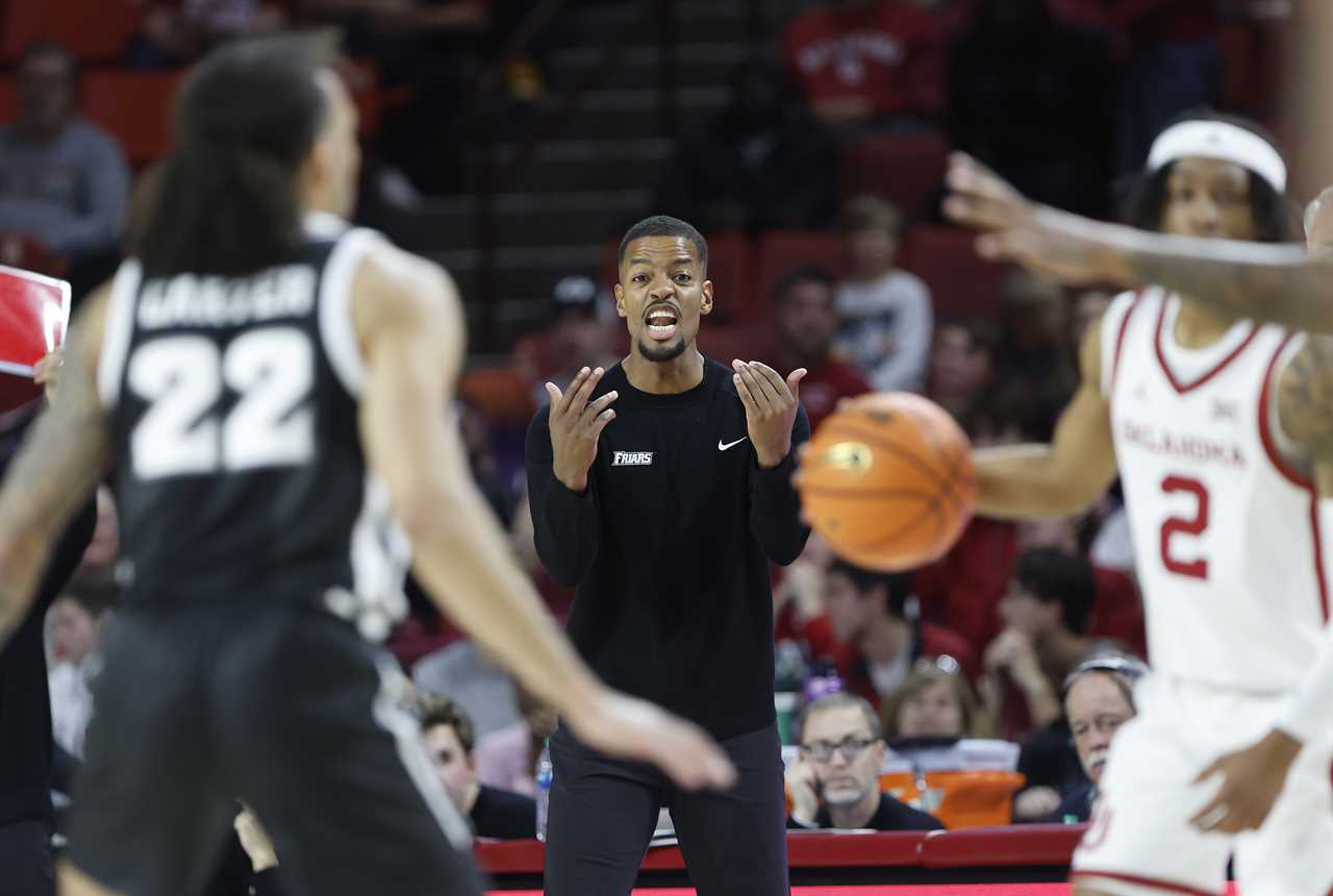 Best Photos from the Oklahoma Sooners 72-51 win over Providence