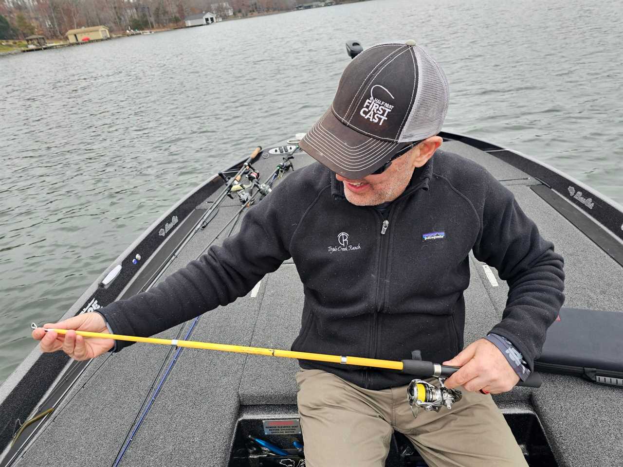 The author extending the Eagle Claw telescopic fishing pole.