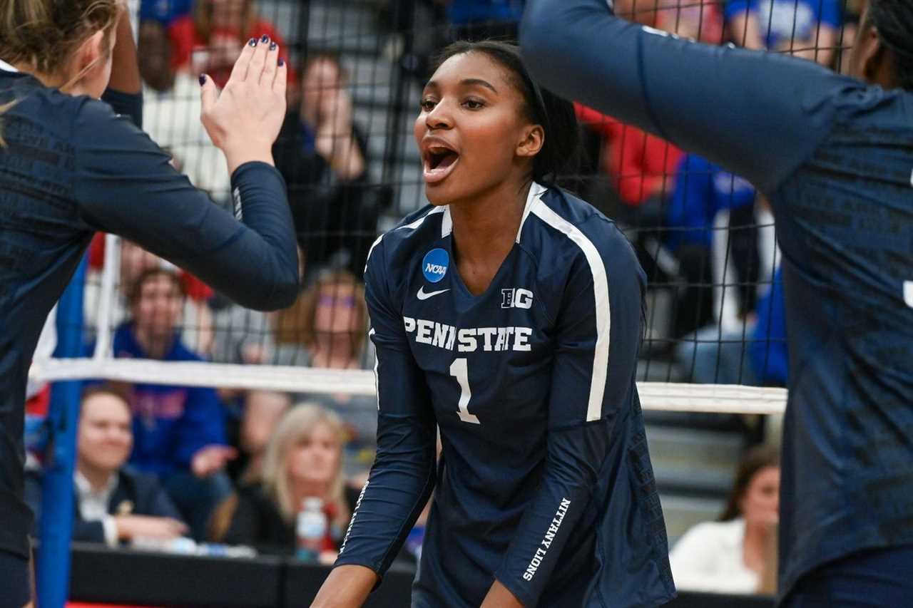 Other Sports Recap: Volleyball Falls to Wisconsin