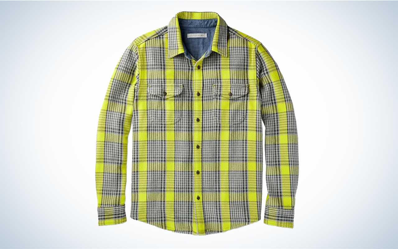 We tested the Outerknown Blanket Shirt.