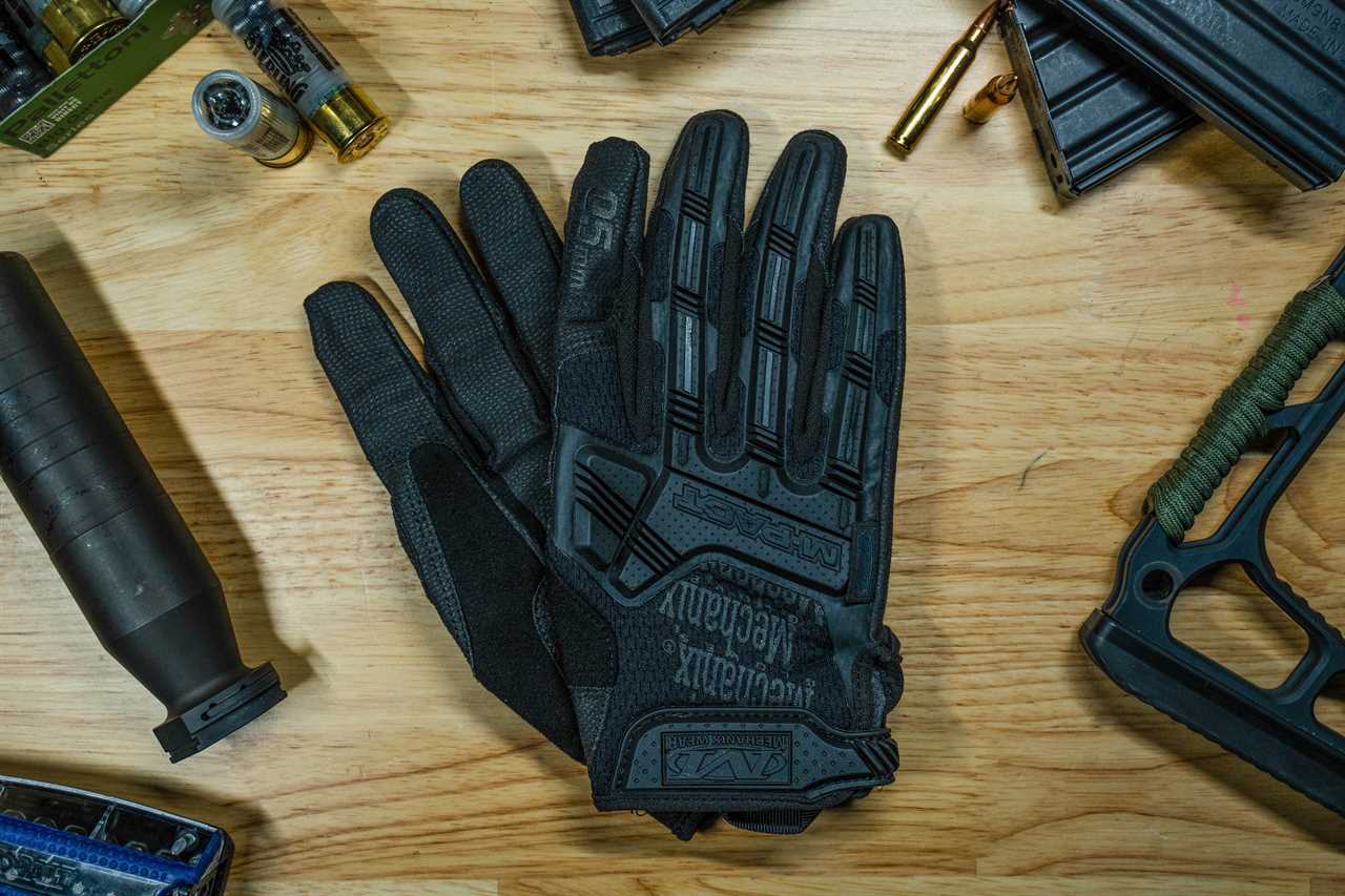 The Best Tactical Gloves of 2023