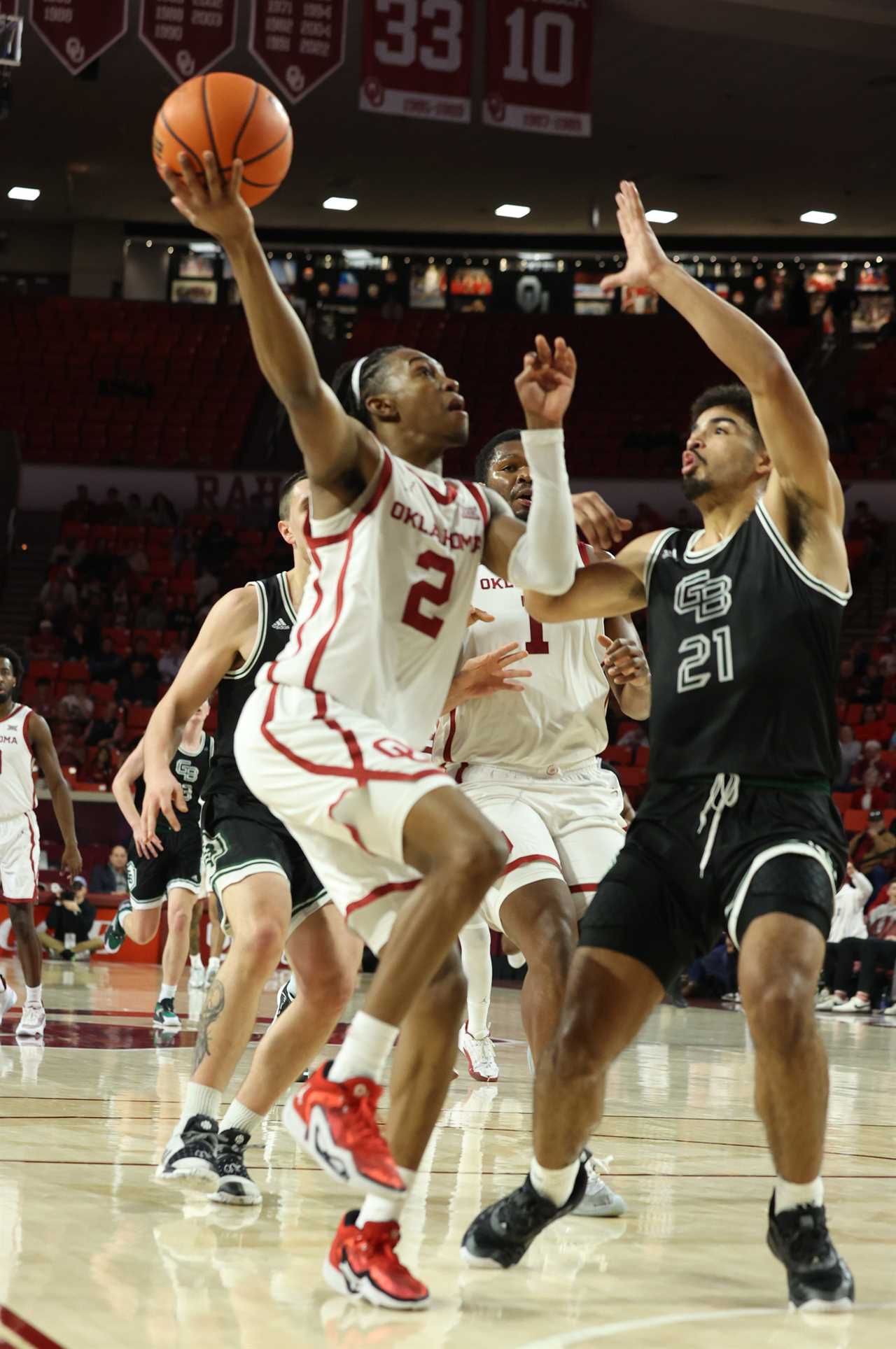 Oklahoma Sooners impressive in win over Green Bay, but can still get better per Porter Moser