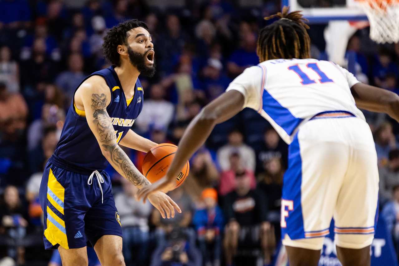 PHOTOS: Highlights from Florida basketball's win over Quinnipiac Bobcats