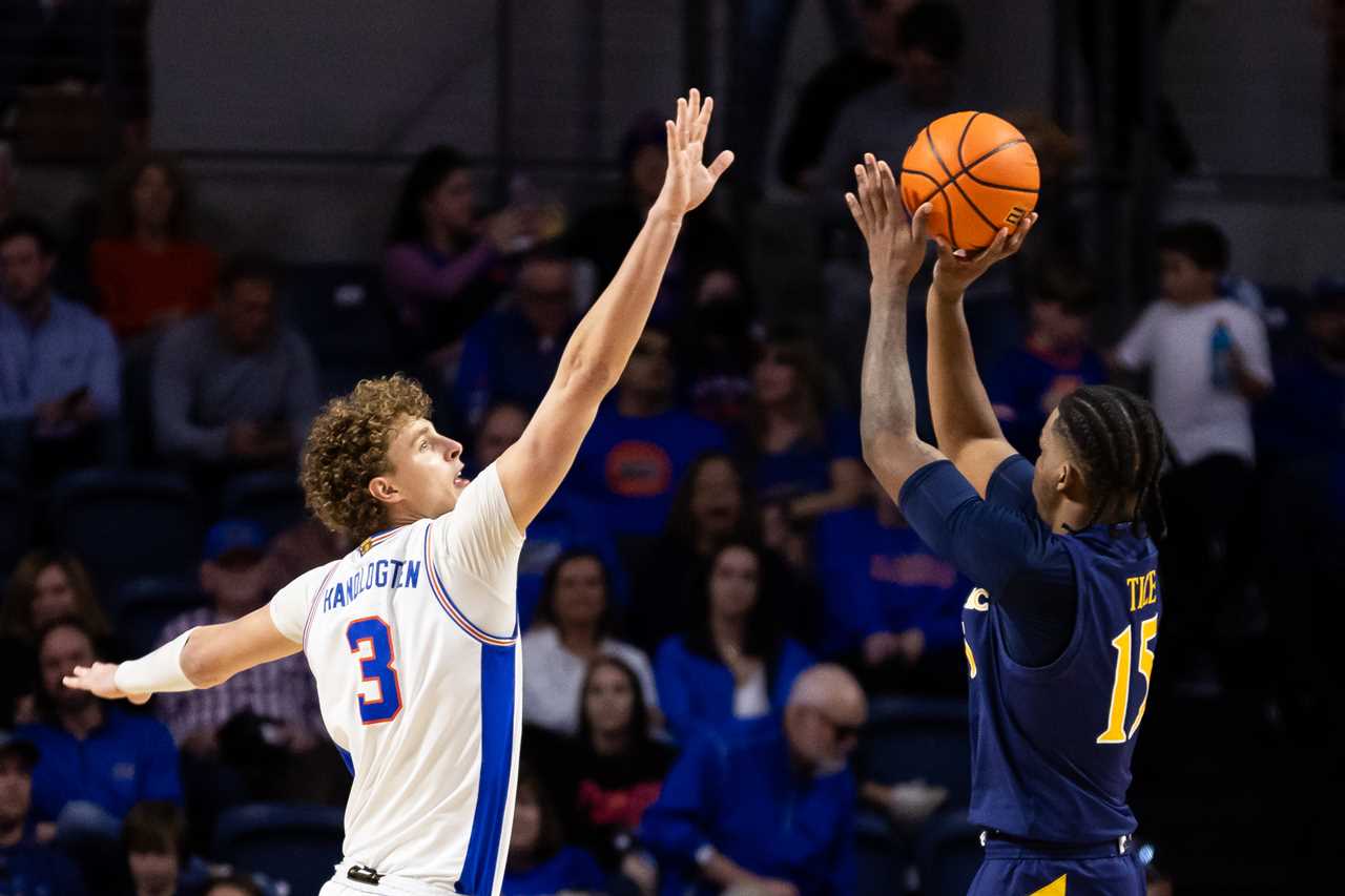 PHOTOS: Highlights from Florida basketball's win over Quinnipiac Bobcats