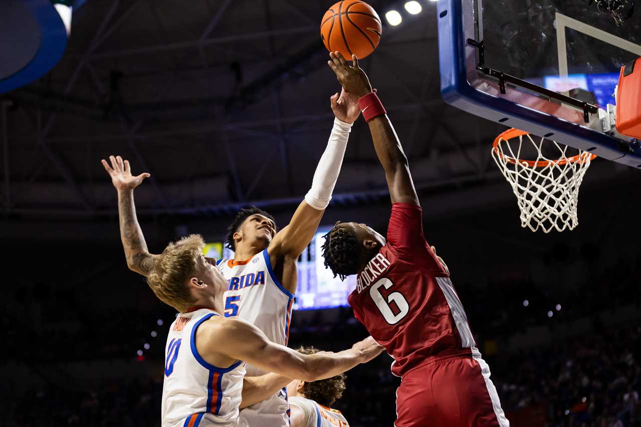 PHOTOS: Highlights from Florida basketball's win vs Arkansas Razorbacks