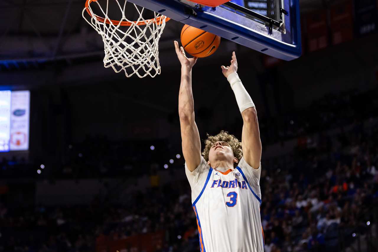 PHOTOS: Highlights from Florida basketball's win vs Arkansas Razorbacks