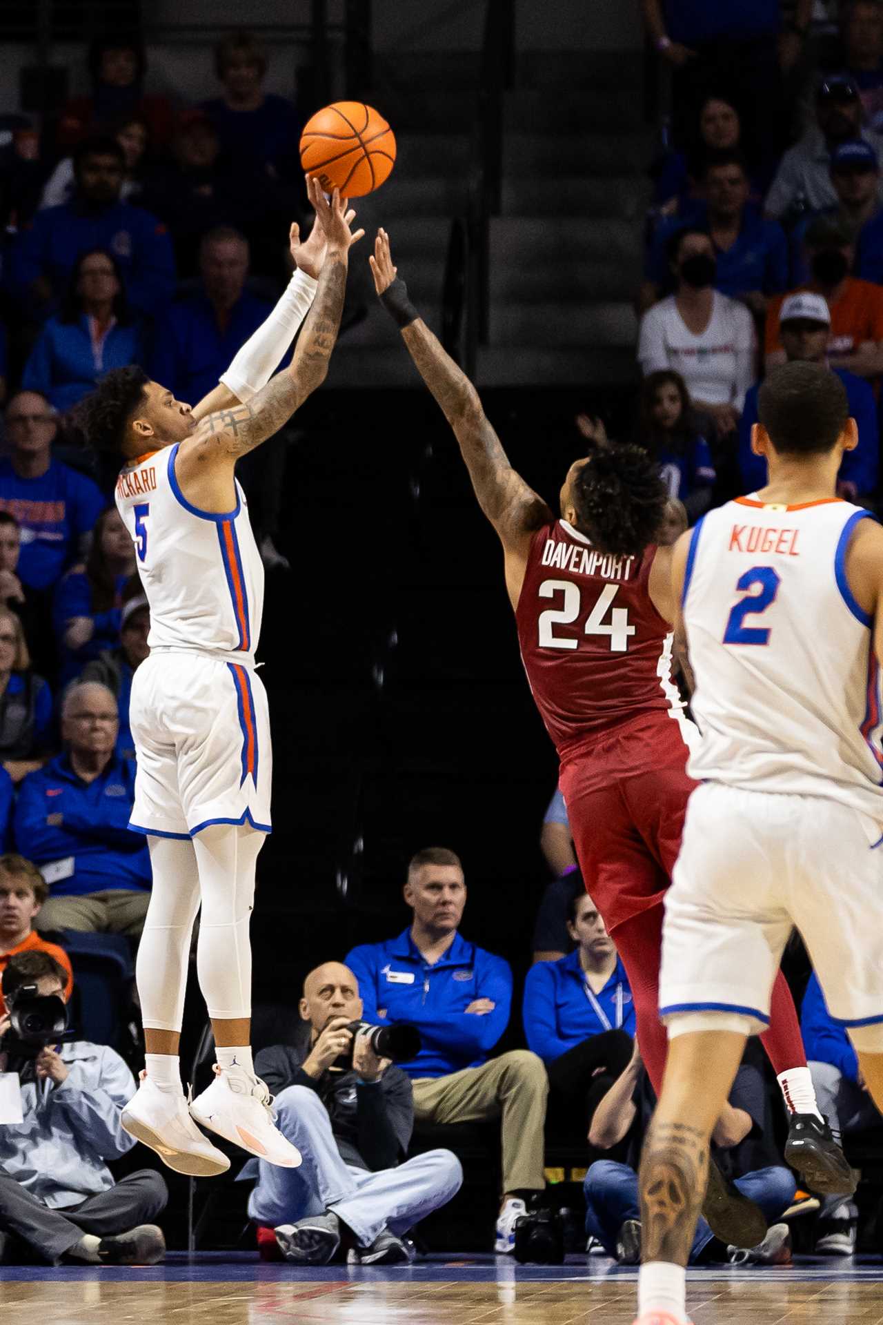 PHOTOS: Highlights from Florida basketball's win vs Arkansas Razorbacks