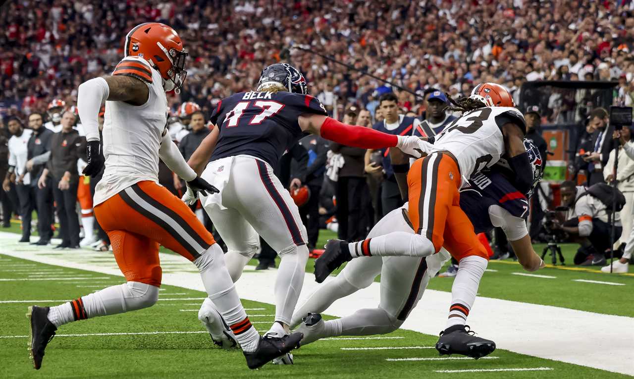 Best photos of former Ohio State quarterback C.J. Stroud's playoff win over Cleveland