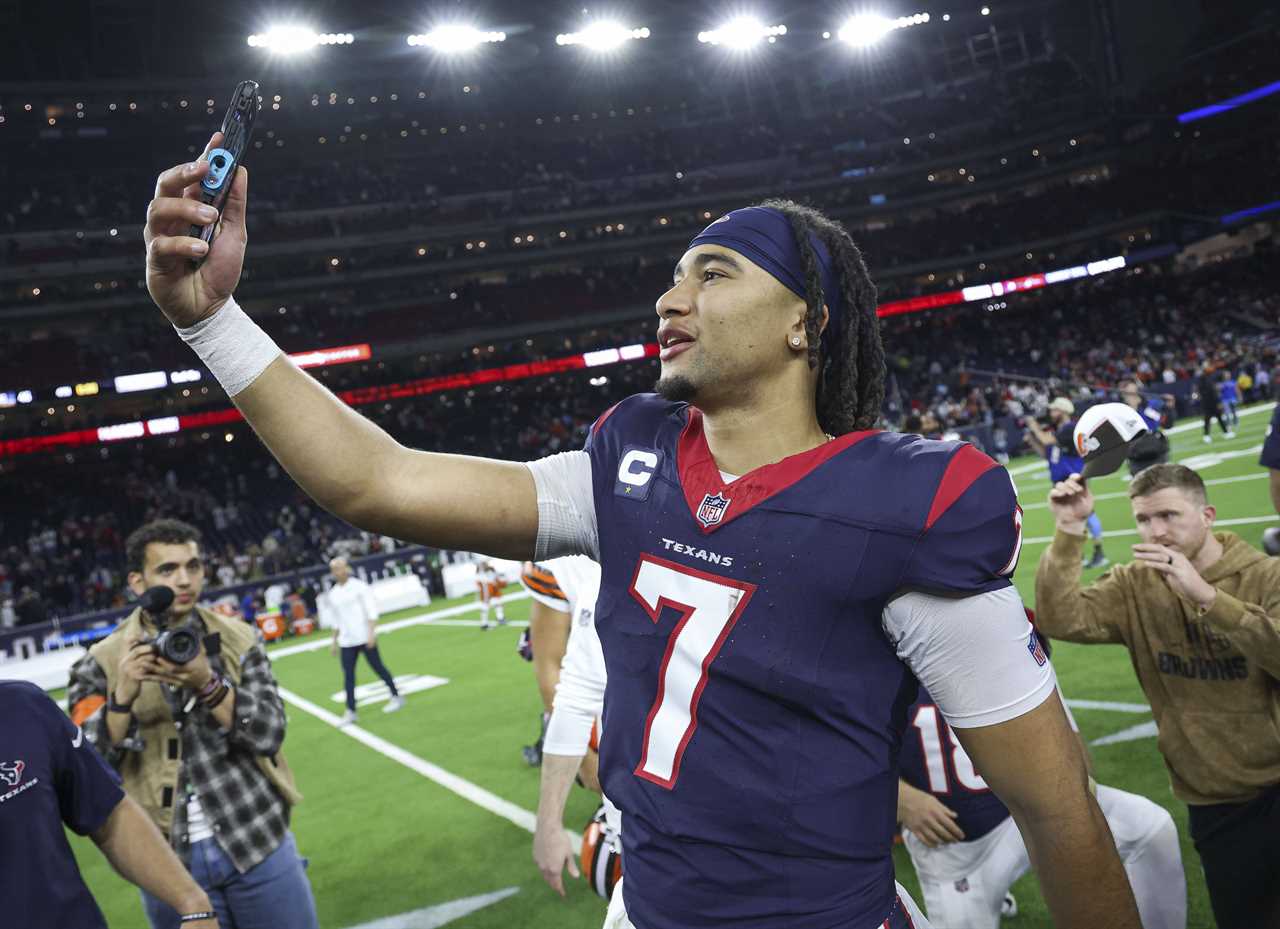 Best photos of former Ohio State quarterback C.J. Stroud's playoff win over Cleveland