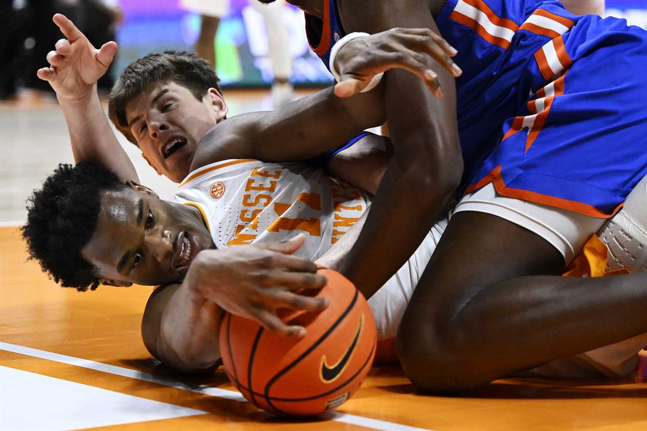 PHOTOS: Highlights from Florida basketball's loss at Tennessee