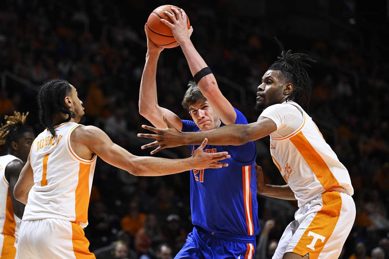 PHOTOS: Highlights from Florida basketball's loss at Tennessee