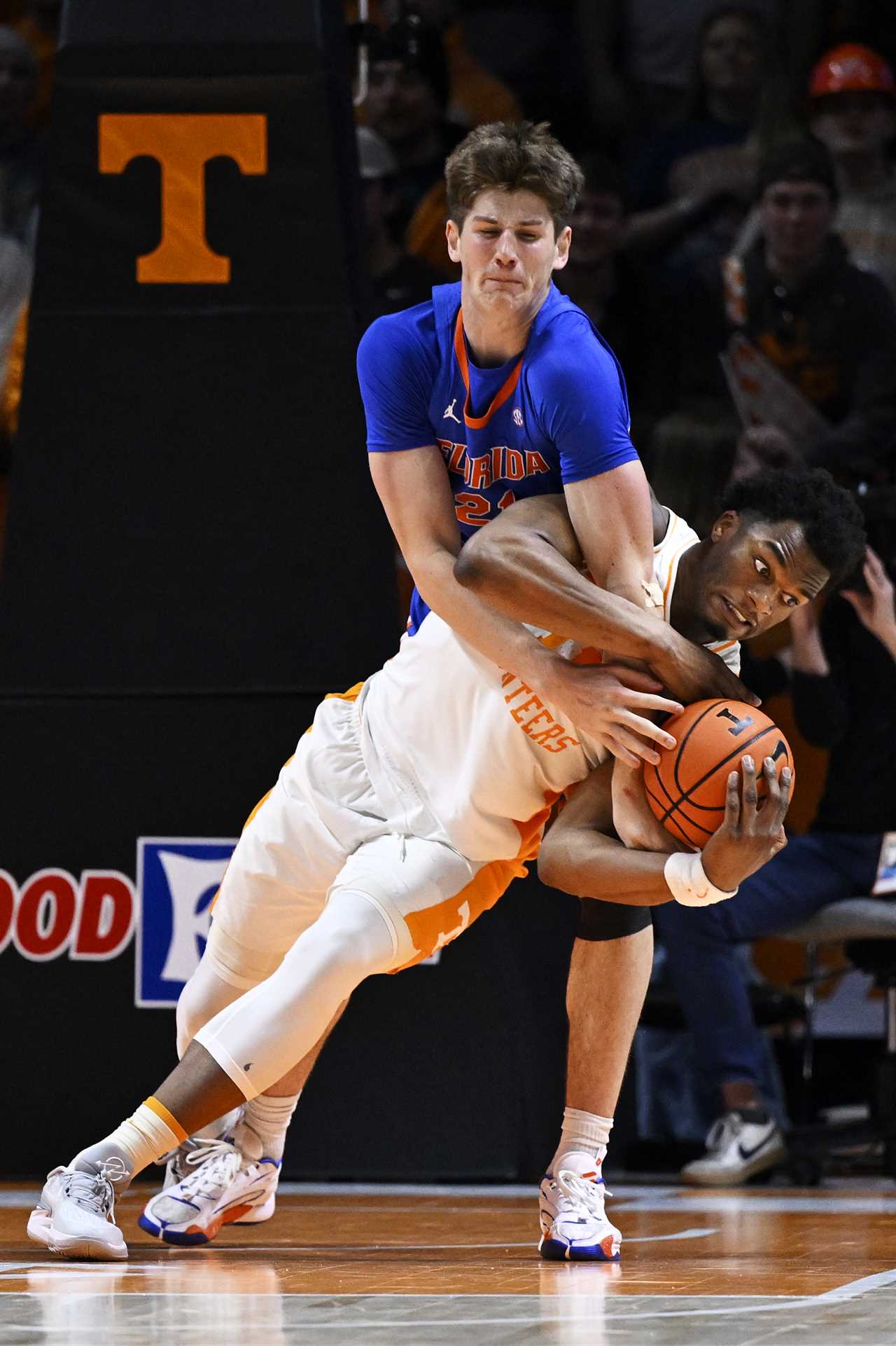 PHOTOS: Highlights from Florida basketball's loss at Tennessee