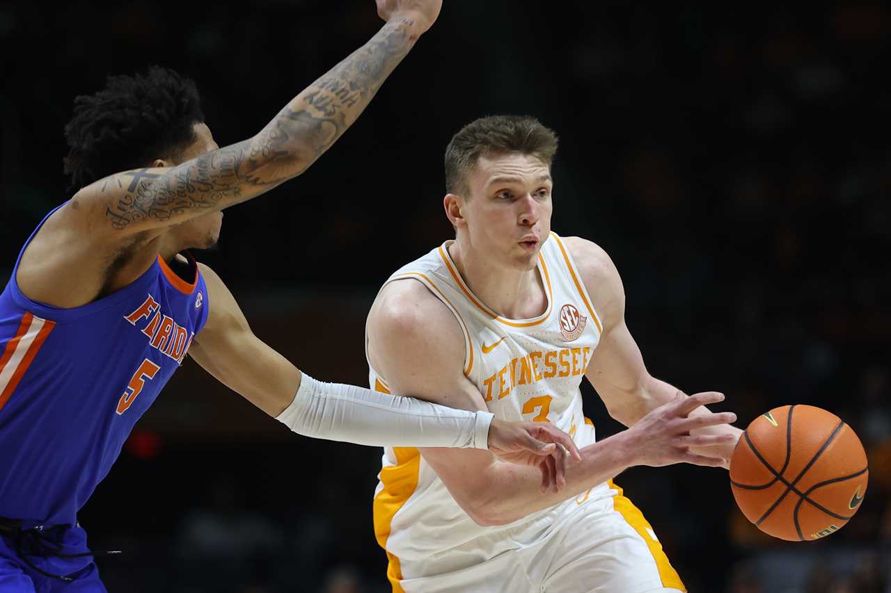 PHOTOS: Highlights from Florida basketball's loss at Tennessee