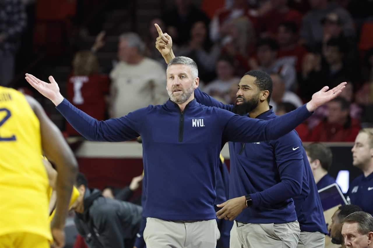 Best photos from the Oklahoma Sooners 77-63 win over West Virginia