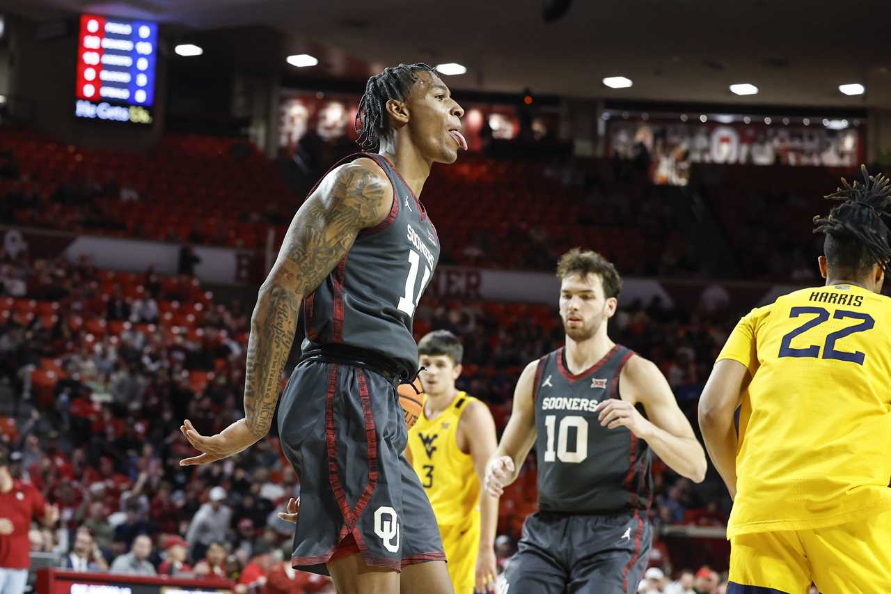Best photos from the Oklahoma Sooners 77-63 win over West Virginia