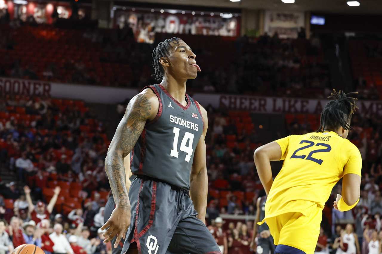 Best photos from the Oklahoma Sooners 77-63 win over West Virginia