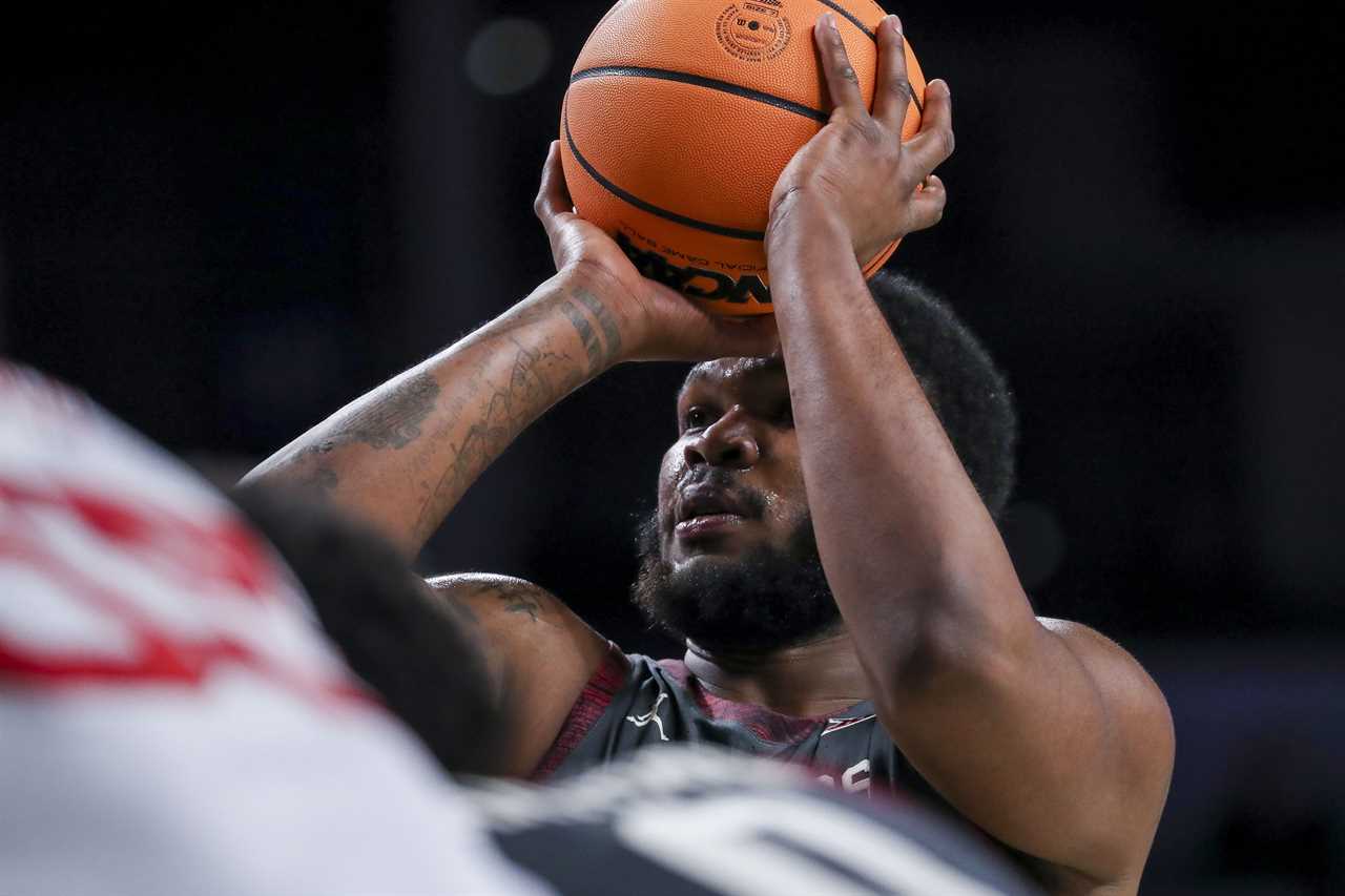 Photo Gallery: Oklahoma Sooners find a way to win in tough road environment