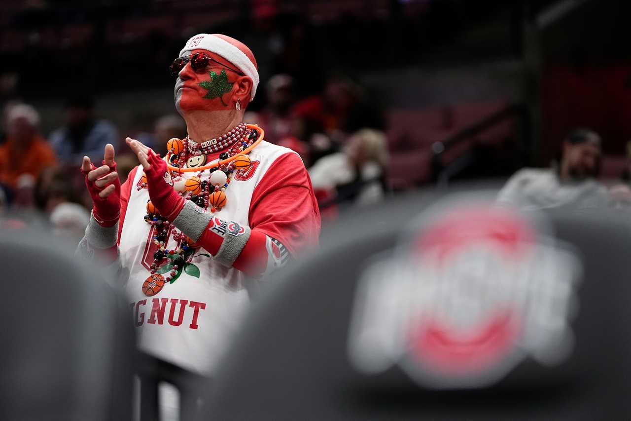 Photos of Ohio State basketball's loss to Illinois