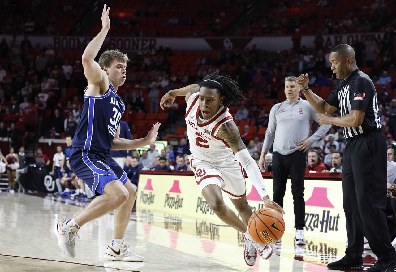 Best photos from Oklahoma's upset win over No. 19 BYU Cougars