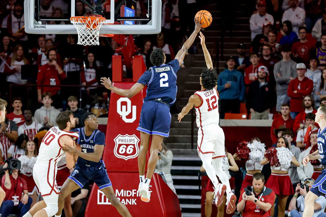 Best photos from Oklahoma's upset win over No. 19 BYU Cougars