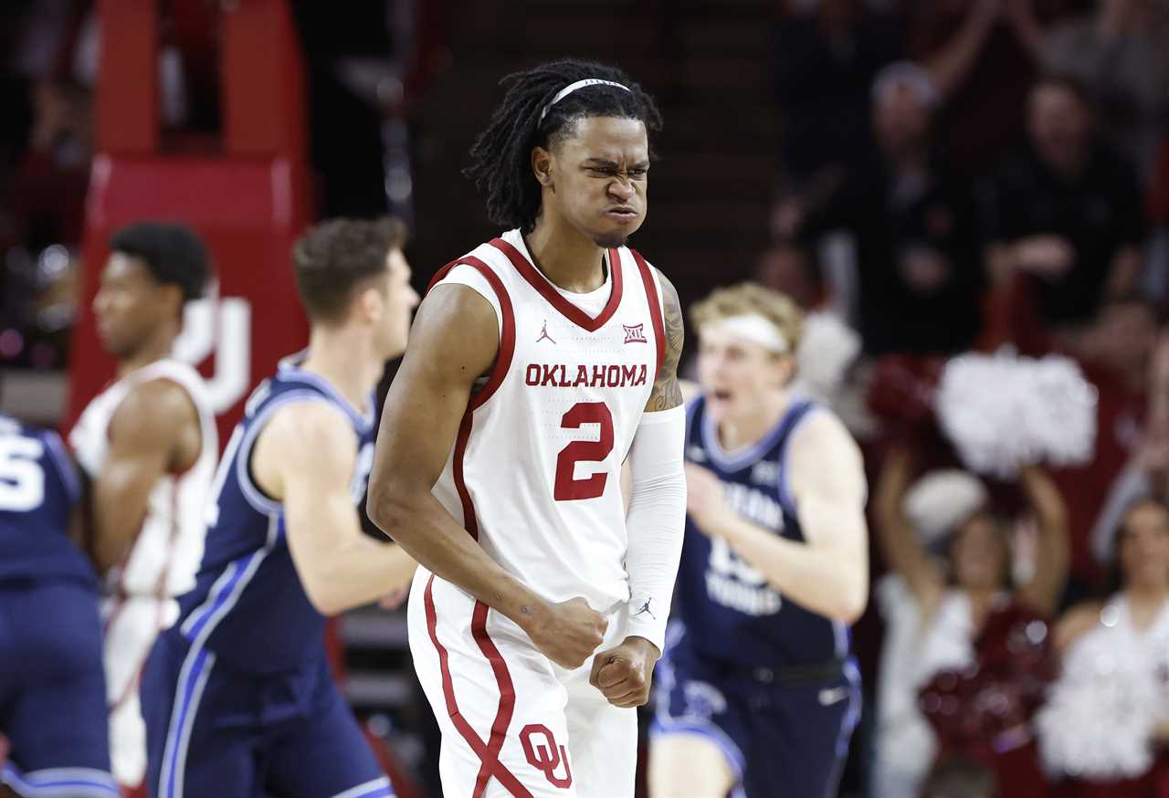 Best photos from Oklahoma's upset win over No. 19 BYU Cougars