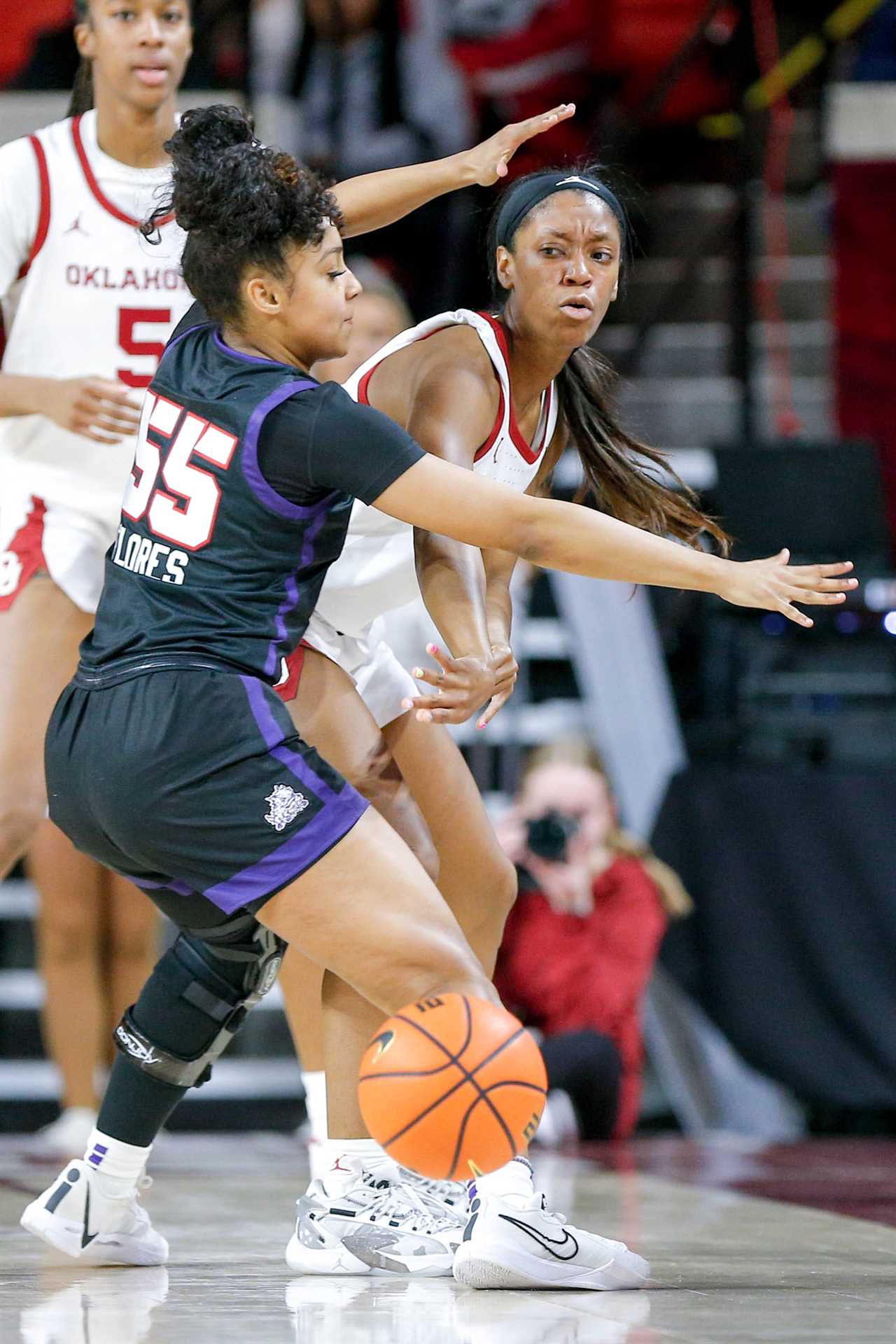 Sooners Rolling: Best photos from Oklahoma’s 72-55 win over TCU