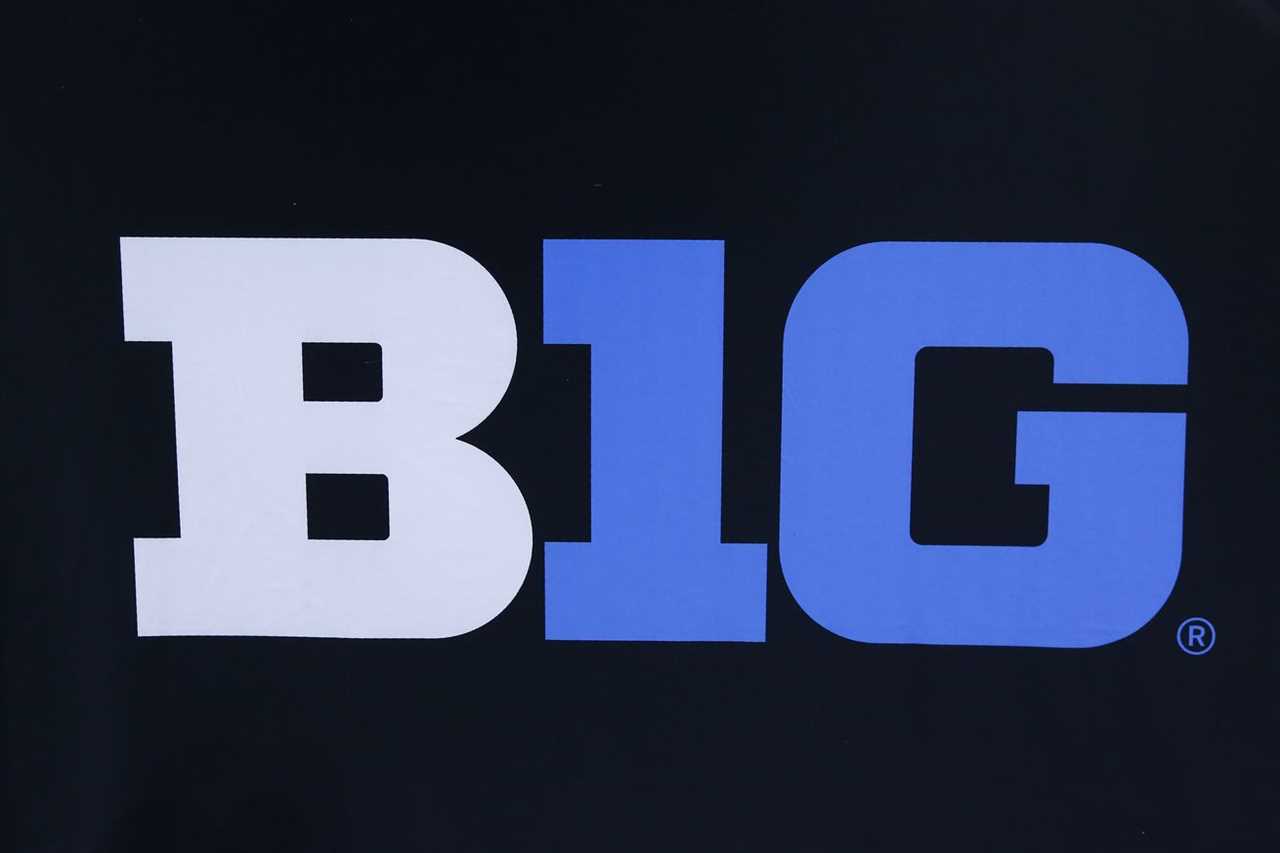 COLLEGE FOOTBALL: DEC 02 Big Ten Championship Game - Michigan vs Iowa