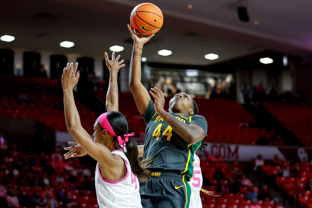 Sooners Roll: Best Photos from Oklahoma Women's win over Baylor