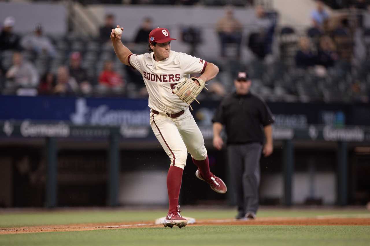 Best Photos from the Oklahoma Baseball's win over the Nebraska Cornhuskers