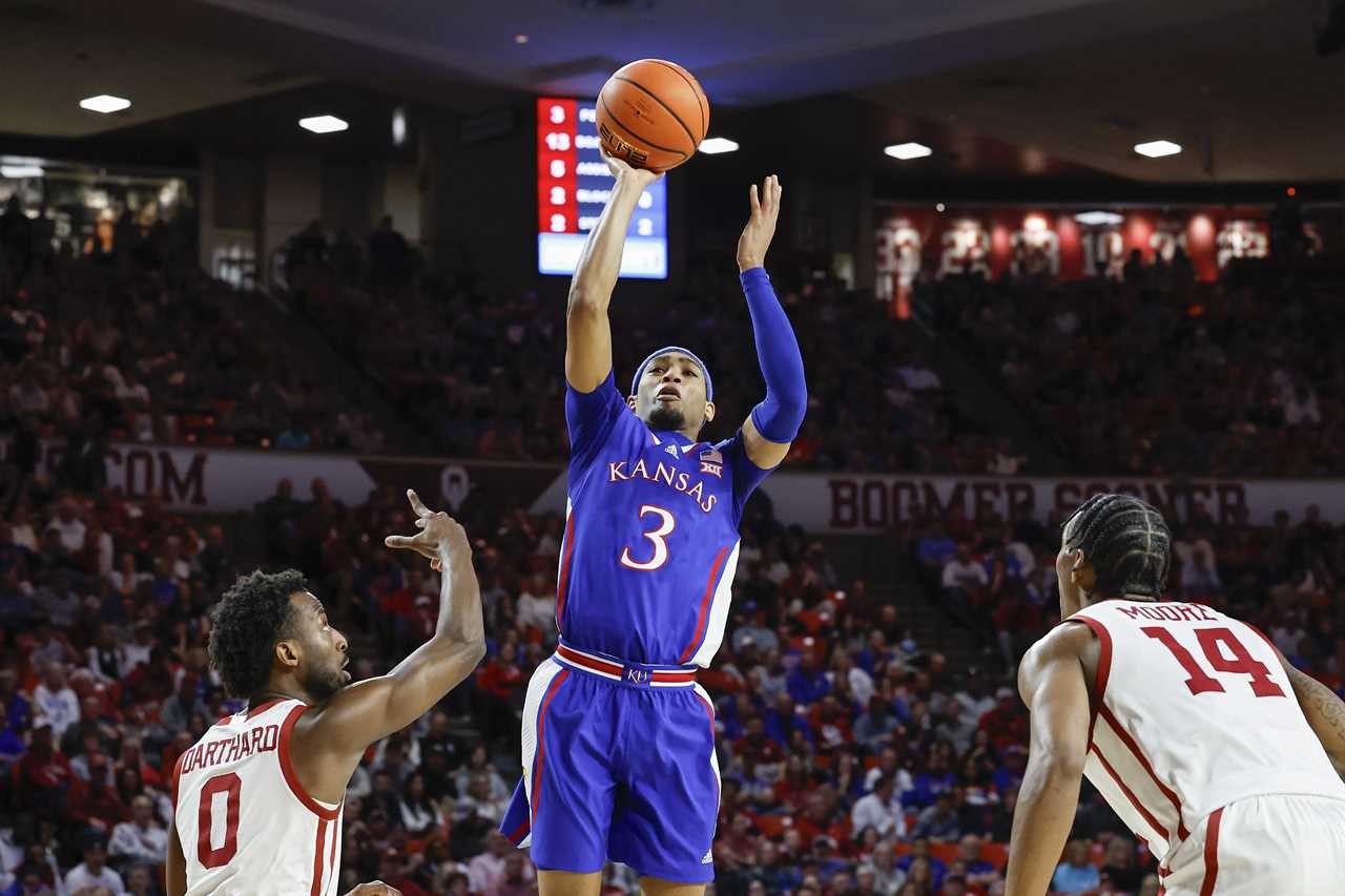 Best Photos from Oklahoma's loss to the Kansas Jayhawks