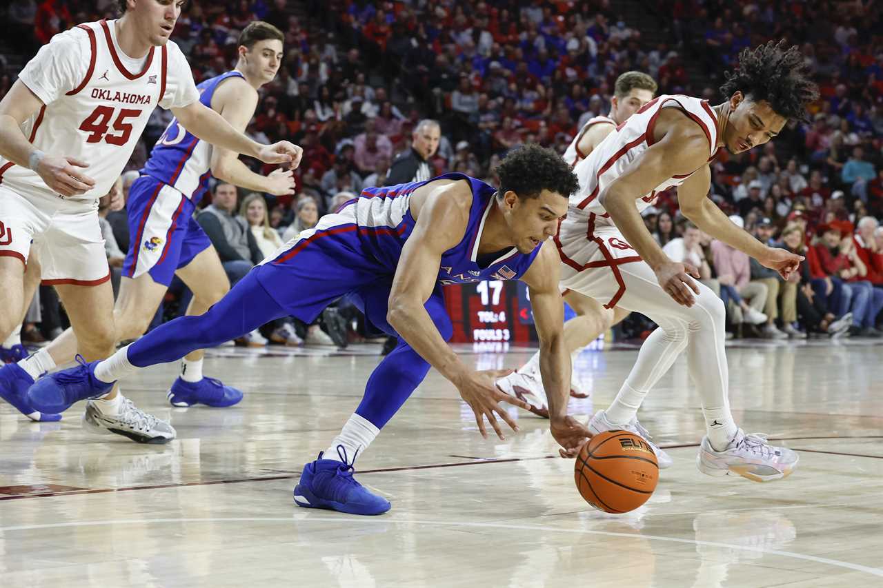 Best Photos from Oklahoma's loss to the Kansas Jayhawks